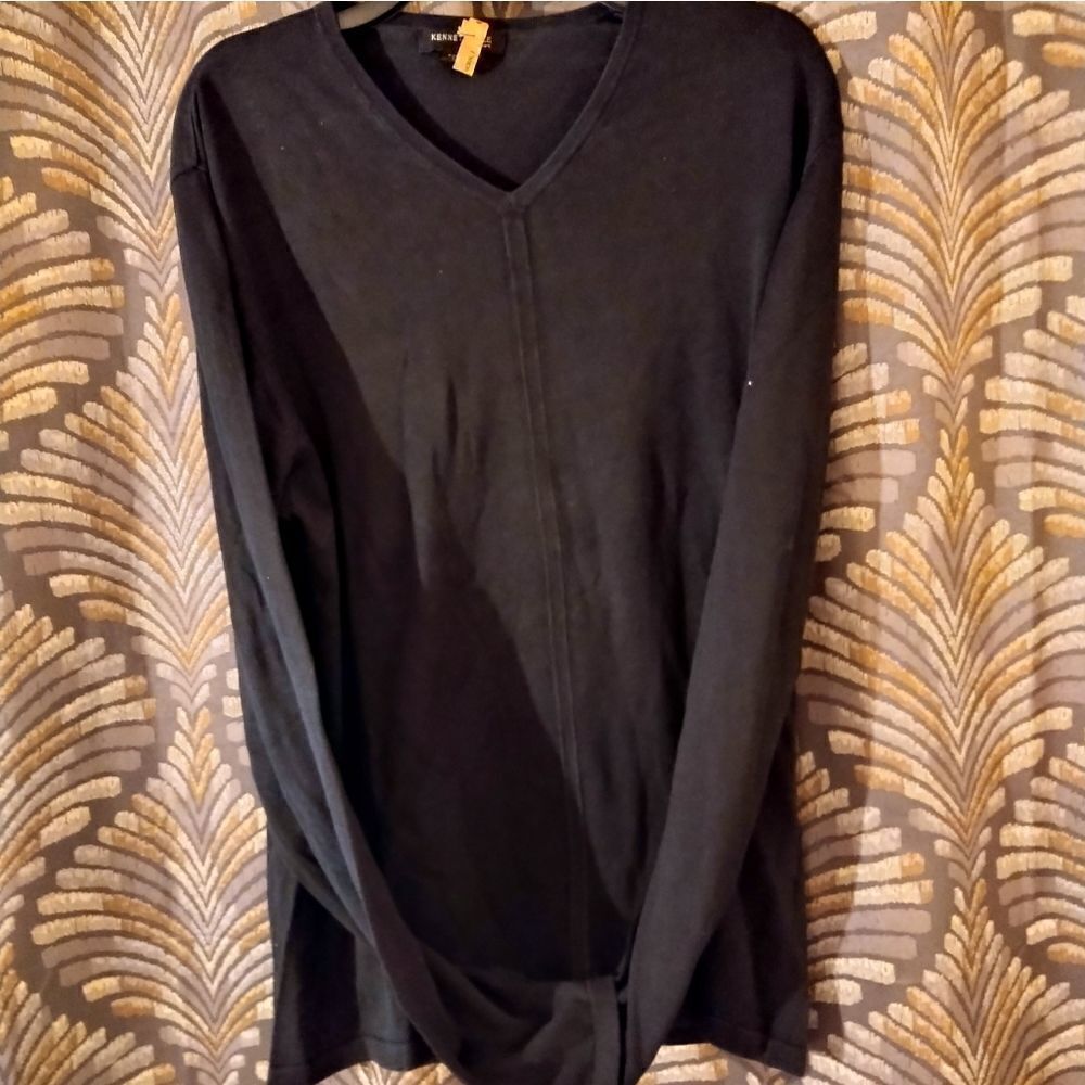 Kenneth Cole Silk V-neck Sweater